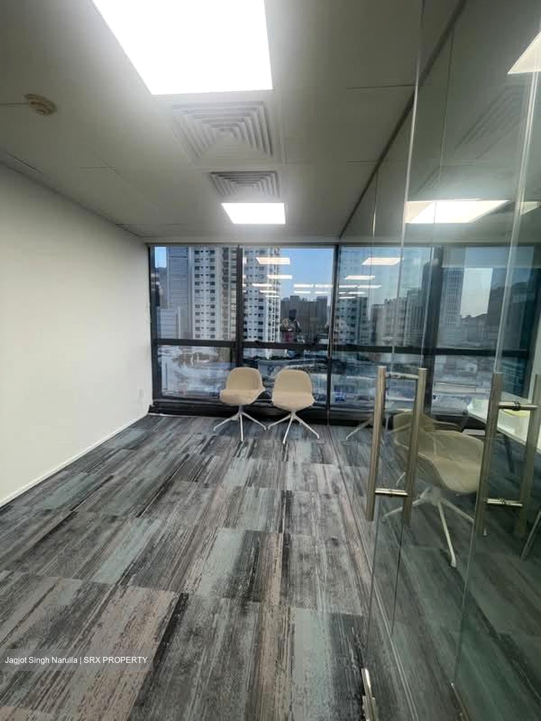 High Street Centre (D6), Office #566268041